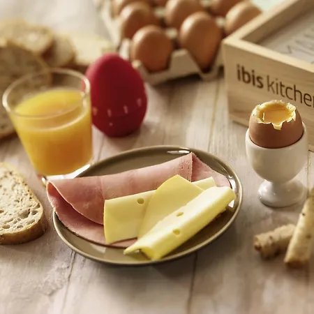 Ibis Vieux Port Centre 3*