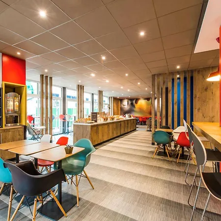 ホテル Ibis Vieux Port Centre