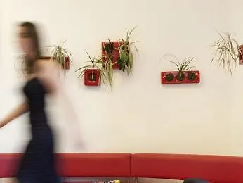 拉罗谢尔老港宜必思酒店 酒店 拉罗歇尔