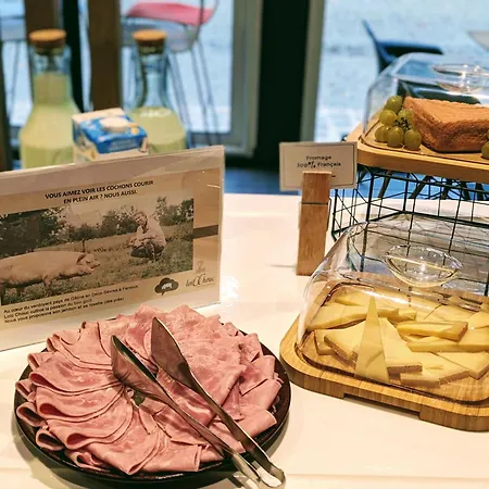 Ibis Vieux Port Centre Hotell La Rochelle (Charente-Maritime)