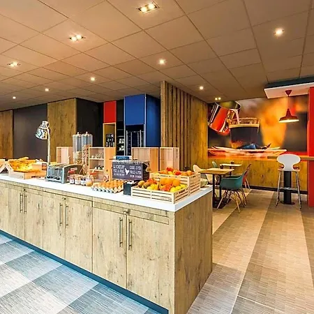 Ibis Vieux Port Centre Otel La Rochelle (Charente-Maritime)