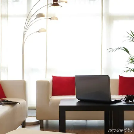 Ibis La Rochelle Vieux Port 3*