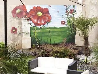 Hotel Ibis La Rochelle Vieux Port 3*