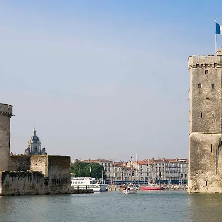 Ibis Vieux Port Centre Ла-Рошель