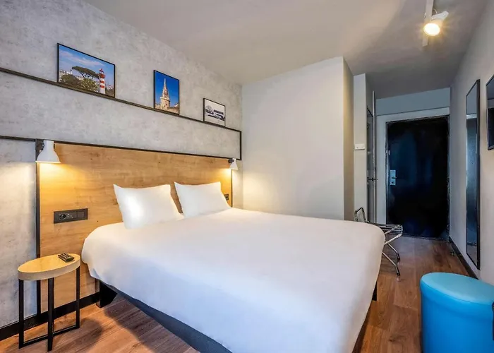 Hotel Ibis Vieux Port La Rochelle (Charente-Maritime)