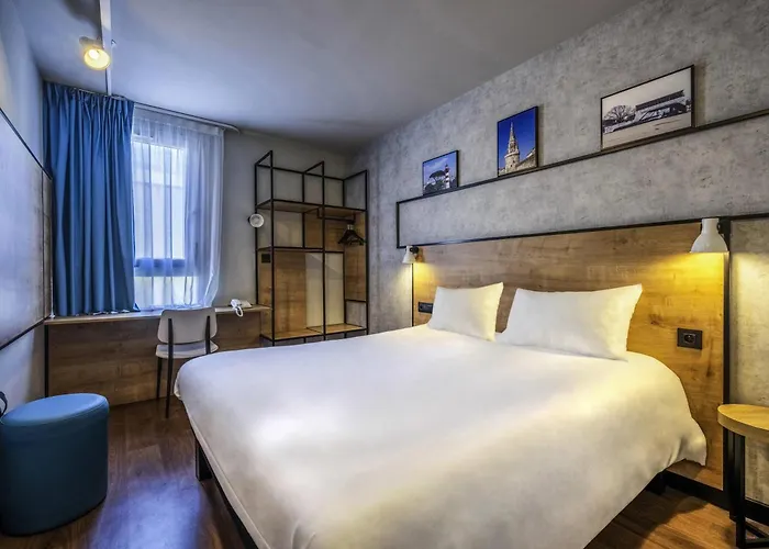 Ibis Vieux Port Centre 3*