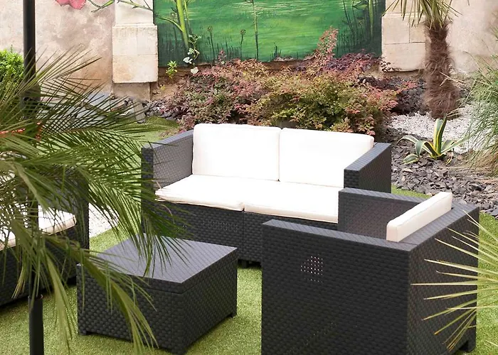 Hotel Ibis Vieux Port 3*