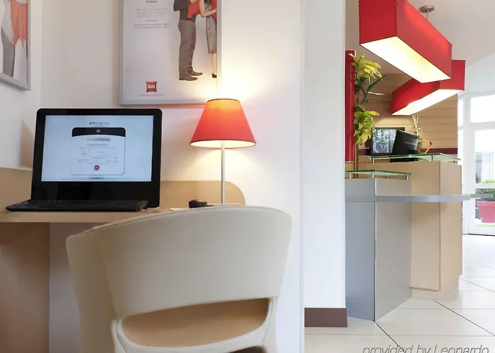 Ibis Vieux Port Hotel